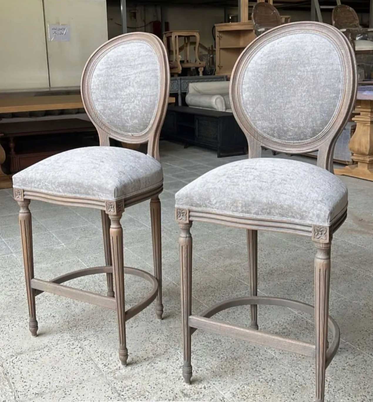 صندلی کانتر مدل لویی